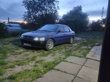 Авто Ford Escort 1993 № 8884850