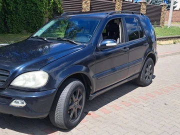 Авто Mercedes Ml Серия 2003 № 8884918