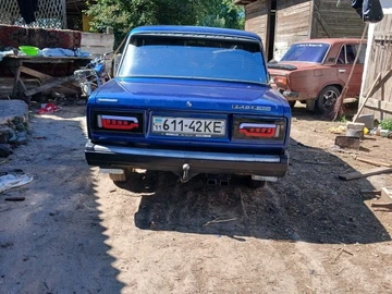 Авто ВАЗ 2107 1986 № 8884952