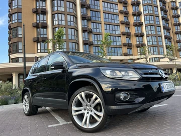 Авто Volkswagen Tiguan 2015 № 8885119