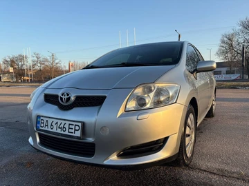 Авто Toyota Auris 2007 № 8885212