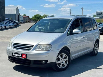 Авто Volkswagen Touran 2005 № 8885477