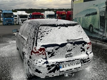 Авто Volkswagen Golf 1998 № 8885501