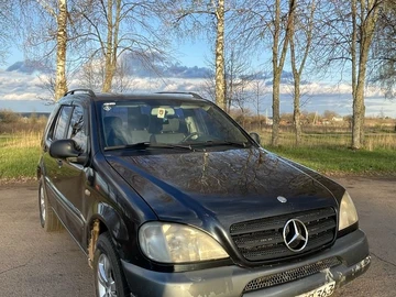 Авто Mercedes Ml Серия 2001 № 8885635
