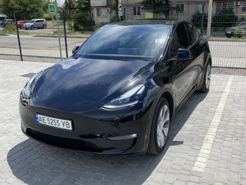 Авто Tesla Model 3 2023 № 8885928