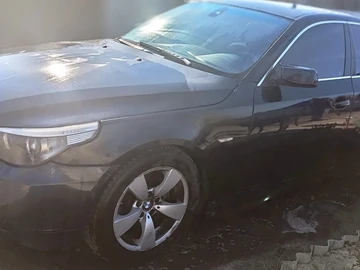 Авто BMW 5 Серия 2003 № 8885944