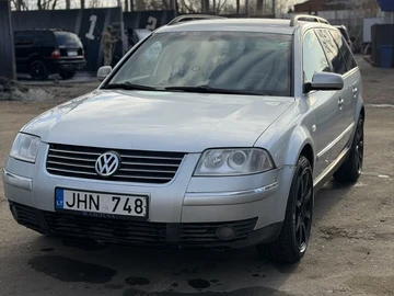 Авто Volkswagen Passat Variant 2002 № 8885963