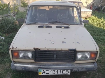 Авто ВАЗ 2107 1987 № 8886009