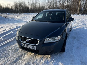 Авто Volvo V50 2009 № 8886176