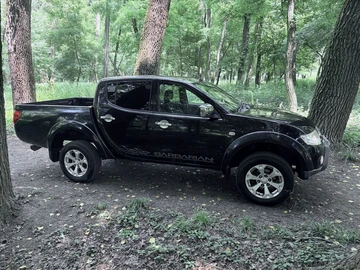 Авто Mitsubishi L 200 2012 № 8886320