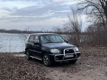 Авто Chevrolet Niva 2005 № 8886419