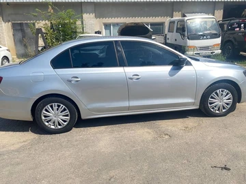 Авто Volkswagen Jetta 2013 № 8886432