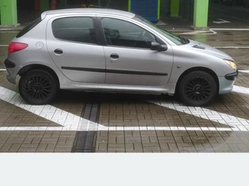 Авто BMW 1 Серия 2001 № 8886439