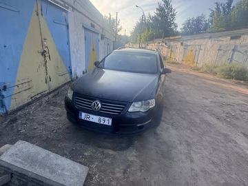 Авто Volkswagen Passat Variant 2005 № 8886520