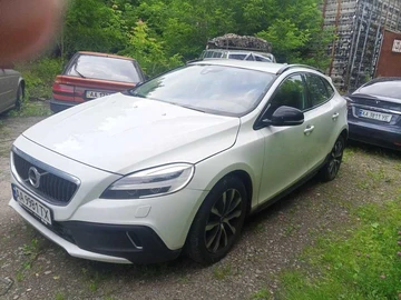Авто Volvo 240 2019 № 8886523