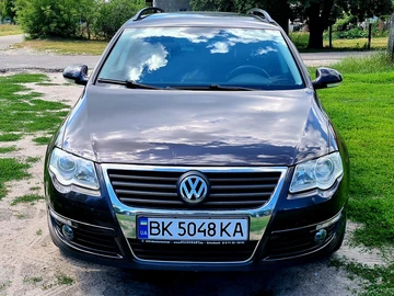 Авто Volkswagen Passat Variant 2010 № 8886643