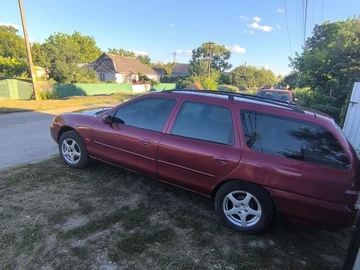 Авто Ford Mondeo 1996 № 8886710