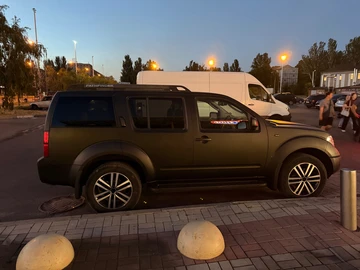 Авто Nissan Pathfinder 2007 № 8886804