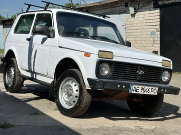 Авто ВАЗ 21214 2015 № 8886815
