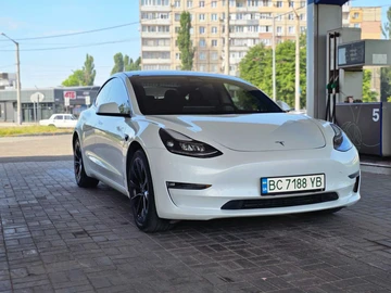 Авто Tesla Model 3 2022 № 8886830