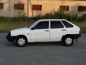 Авто ВАЗ 2109 1988 № 8886935
