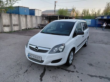 Авто Opel Zafira 2010 № 8886994