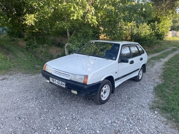Авто ВАЗ 2109 1992 № 8887034