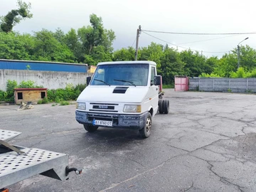 Авто Iveco Daily 2002 № 8887041