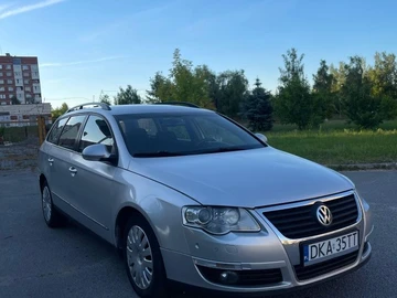 Авто Volkswagen Passat Variant 2010 № 8887109