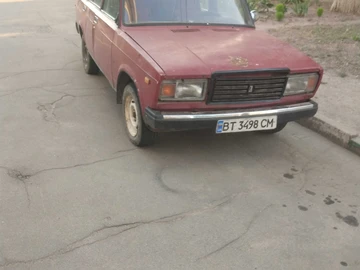 Авто ВАЗ 2107 1995 № 8887211
