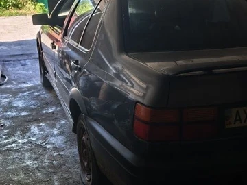 Авто Volkswagen Vento 1993 № 8887355