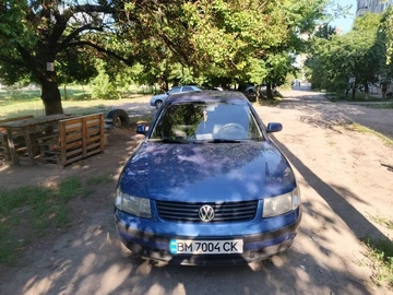Авто Volkswagen Passat Variant 1998 № 8887399