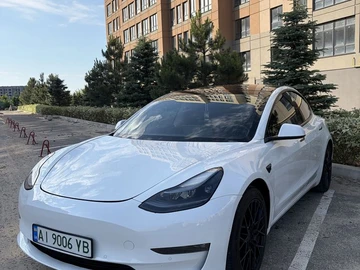 Авто Tesla Model 3 2021 № 8887401