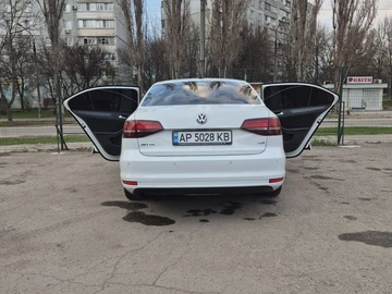 Авто Volkswagen Jetta 2016 № 8887405