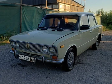 Авто ВАЗ 2103 1974 № 8887537