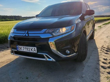Авто Mitsubishi Outlander 2020 № 8887573
