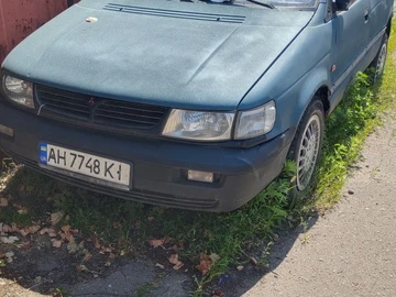 Авто Mitsubishi Space Runner 1992 № 8887889