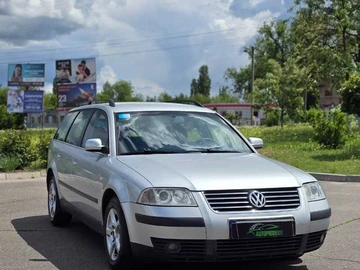 Авто Volkswagen Passat Variant 2003 № 8888048