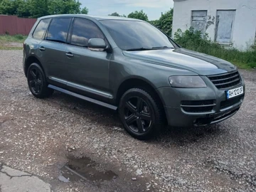 Авто Volkswagen Touareg 2006 № 8888200