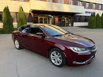 Авто Chrysler 200 2015 № 8888201