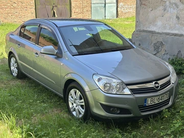 Авто Opel Astra 2011 № 8888366