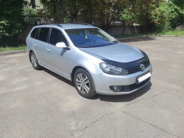 Авто Volkswagen Golf 2010 № 8888375