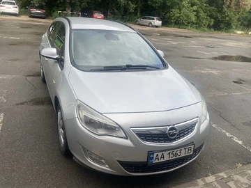 Авто Opel Astra 2012 № 8888451