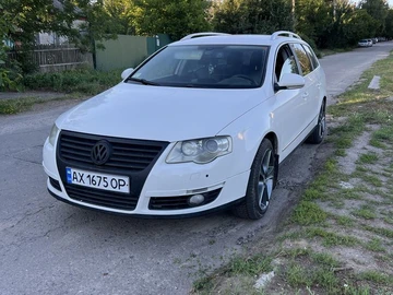 Авто Volkswagen Passat Variant 2007 № 8888489