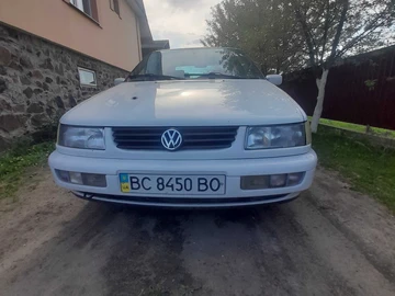 Авто Volkswagen Passat Sedan 1996 № 8888491