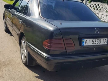 Авто Mercedes E Серия 1996 № 8888495