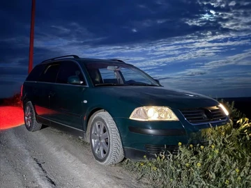Авто Volkswagen Passat Variant 2003 № 8888516