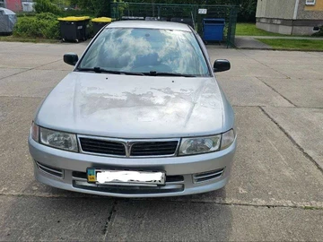 Авто Mitsubishi Lancer 2000 № 8888535