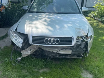 Авто Audi A4 2002 № 8888549