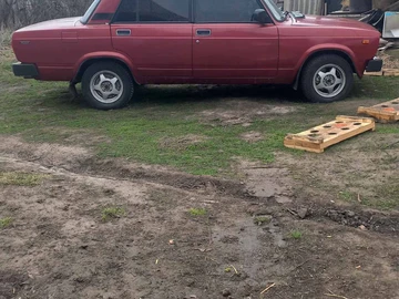 Авто ВАЗ 2105 1988 № 8889210